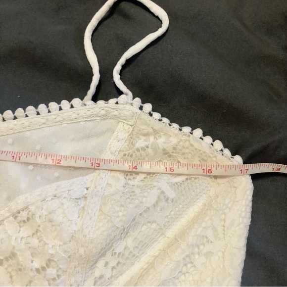 Xhilaration White Lace Sweetheart Medium Dress - Picture 13 of 16